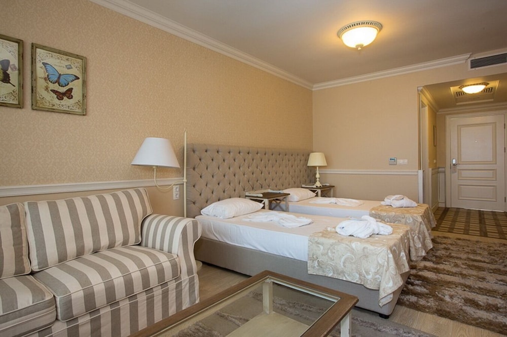 Therma palace 24/66