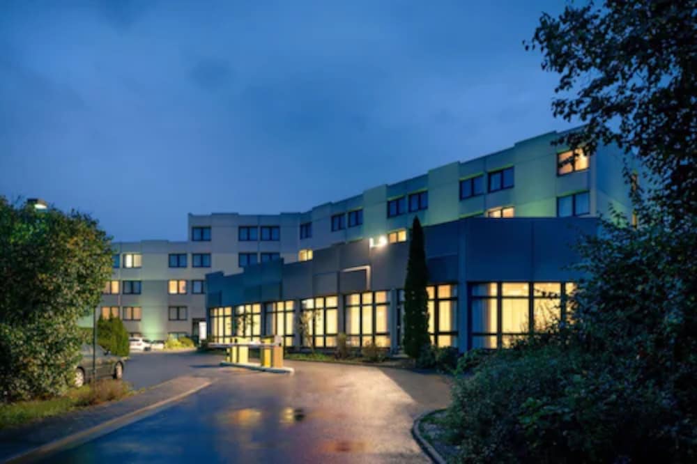 Vienna House Easy by Wyndham Frankfurt Airport 1/60
