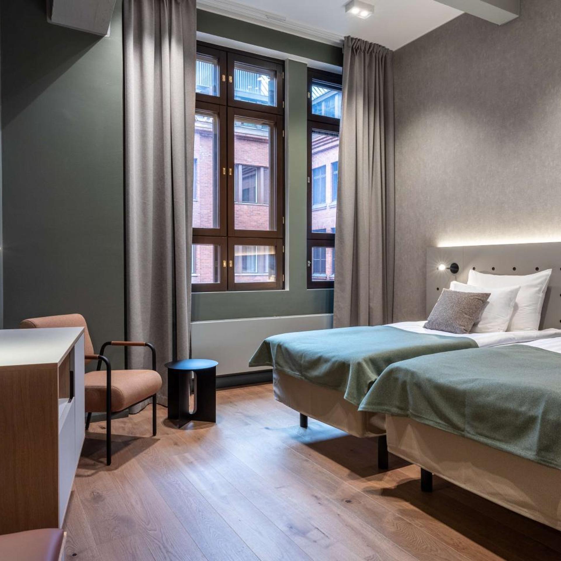 Room, Twin Beds