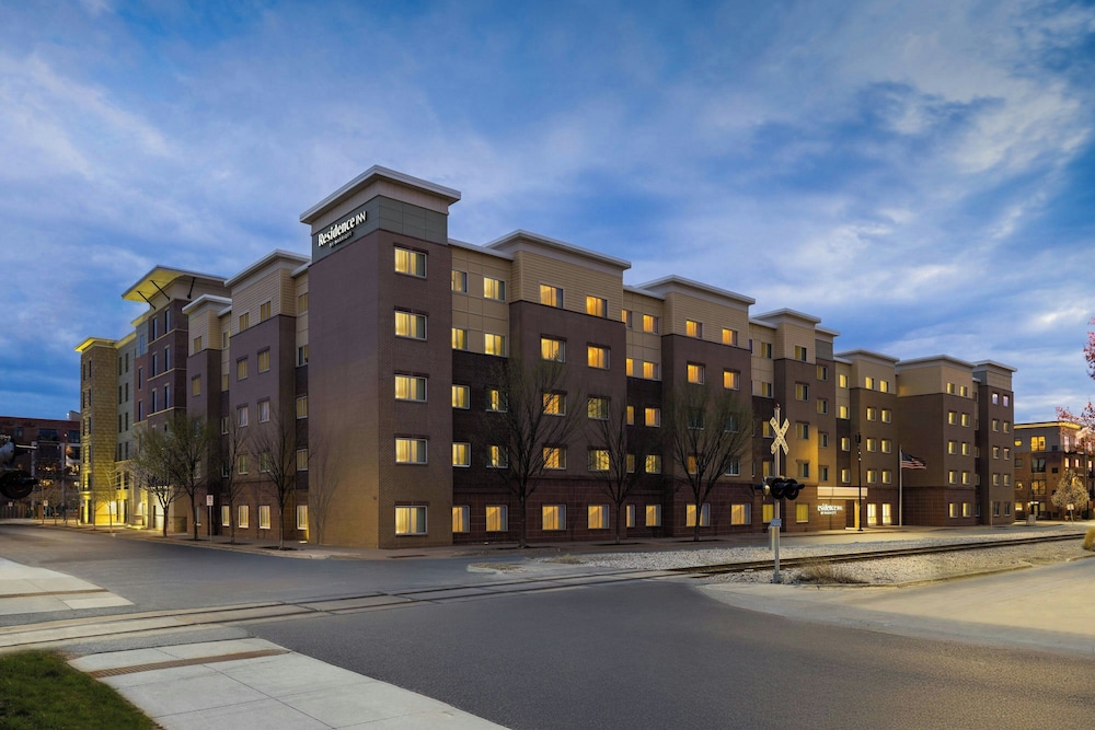 Residence Inn Des Moines Downtown 3/56