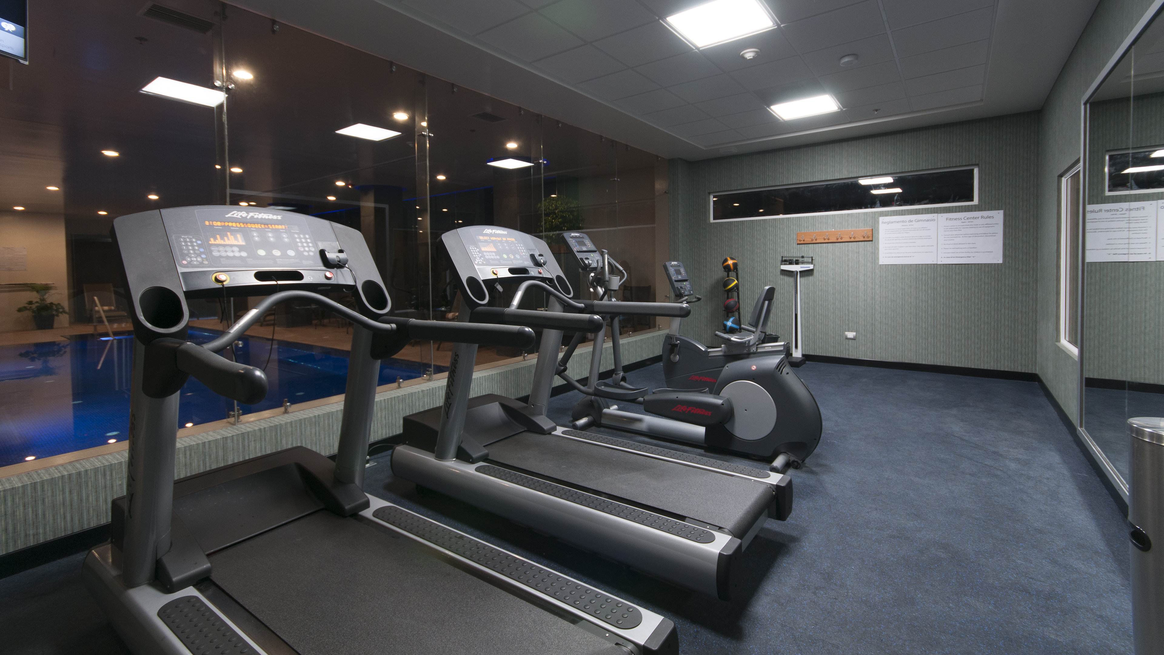 Holiday Inn Express & Suites Chihuahua Juventud 23/39
