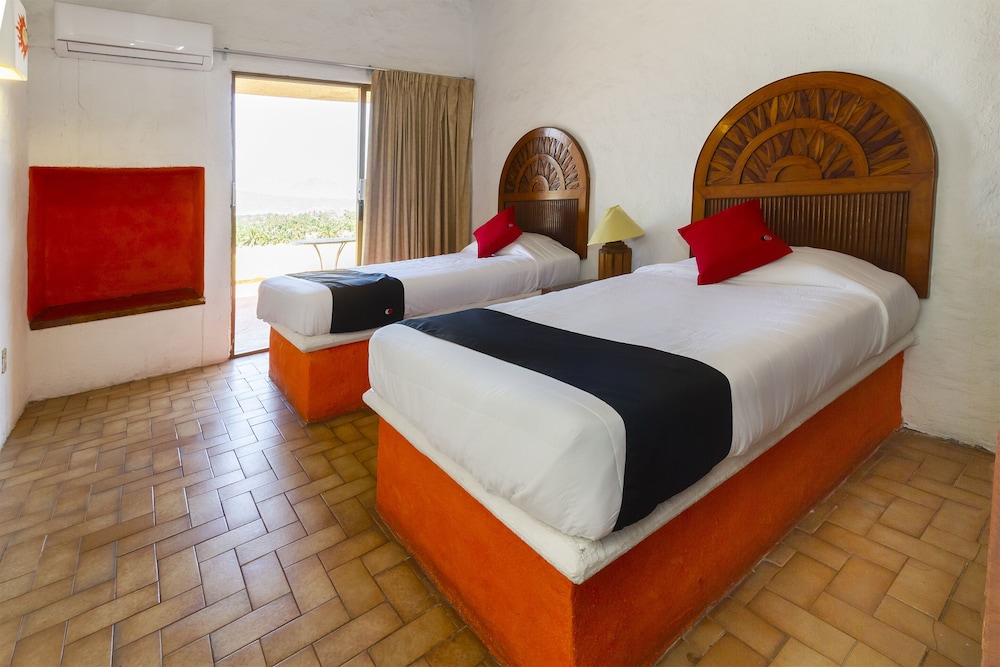 Hotel Plaza Tucanes 10/50
