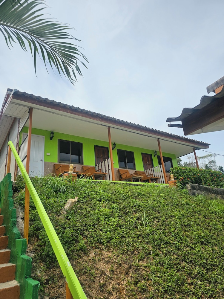 Cottage Hill @ Lanta 8/33