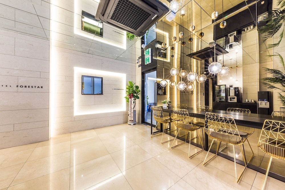 Hotel Forestar Sinchon 21/26