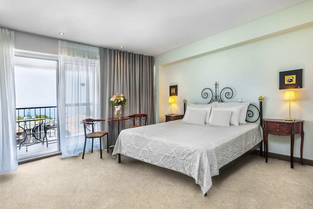Kriopigi Hotel 51/104