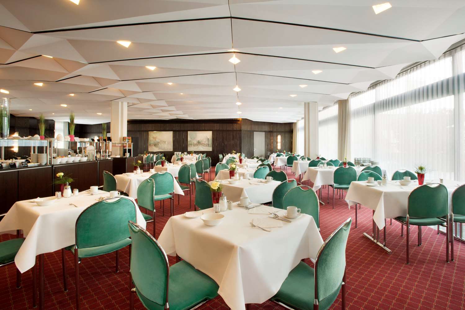 Ramada by Wyndham Nuernberg Parkhotel 20/36