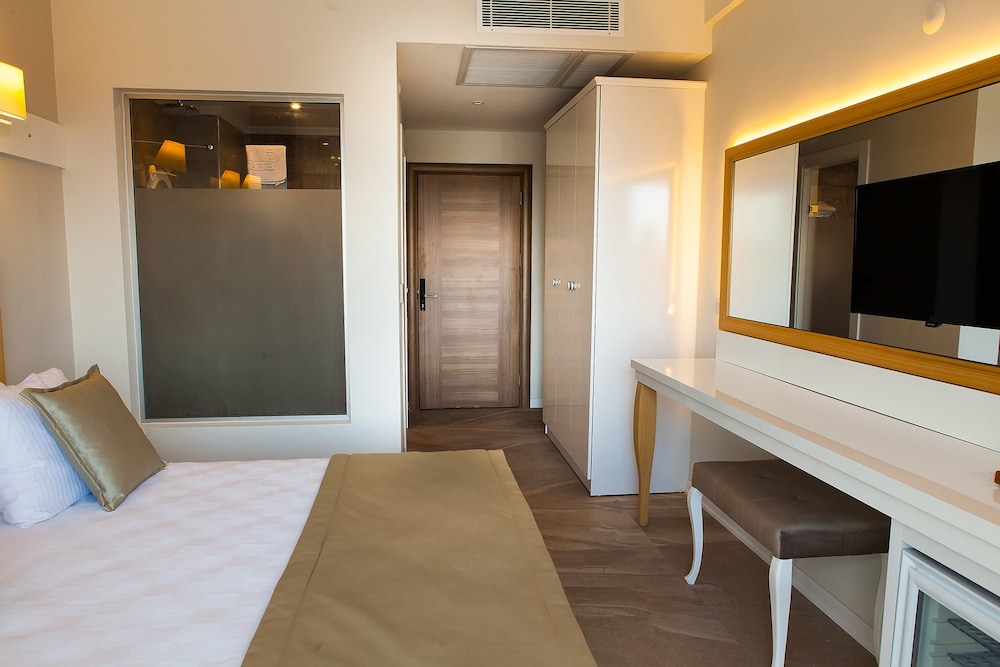 As Hotel Cesme 31/50