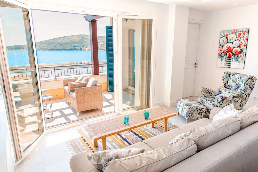 Lustica Bay Vacation Homes 26/50