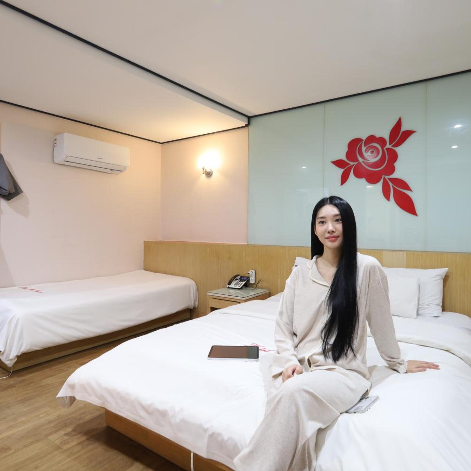 Hotel Flower 19/72