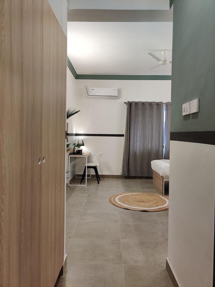Olive Zip Indiranagar Metro by Embassy Group 59/59
