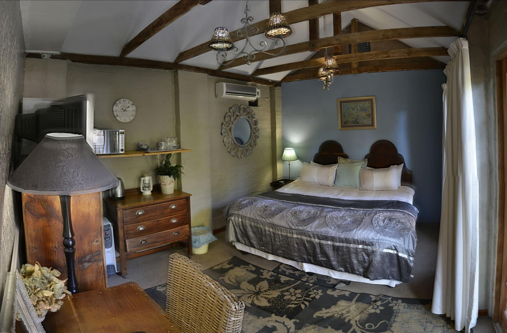 A Garden Suite 3/37