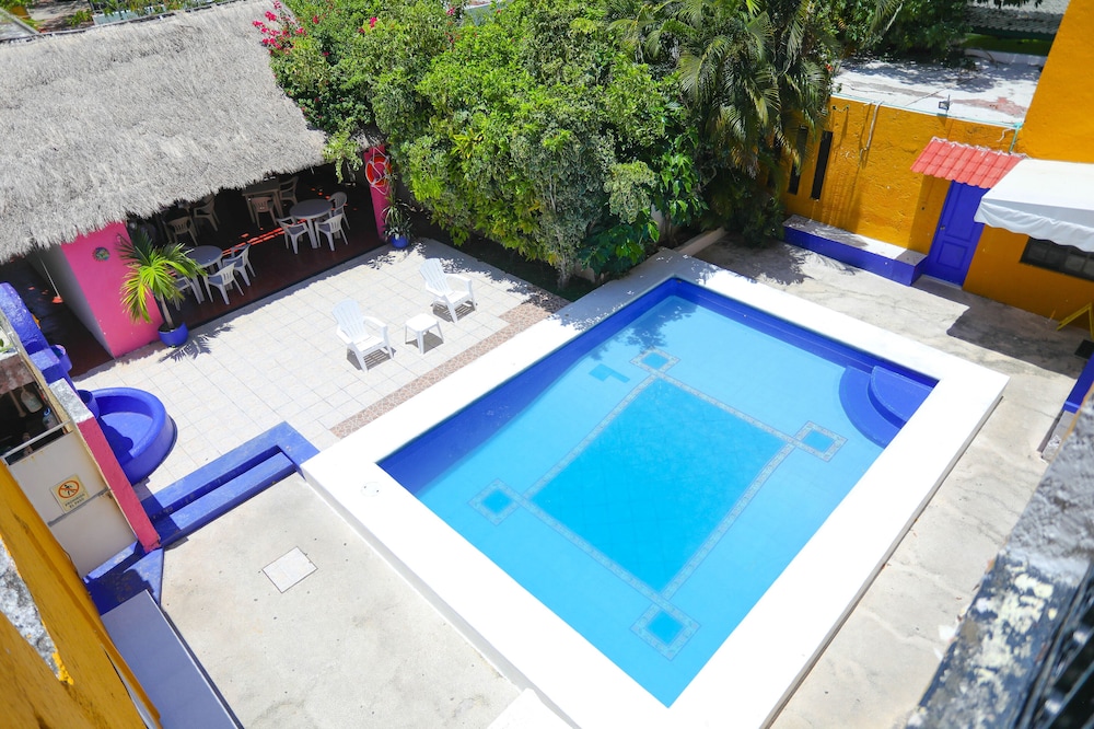 Hacienda Cancun Hotel 30/50