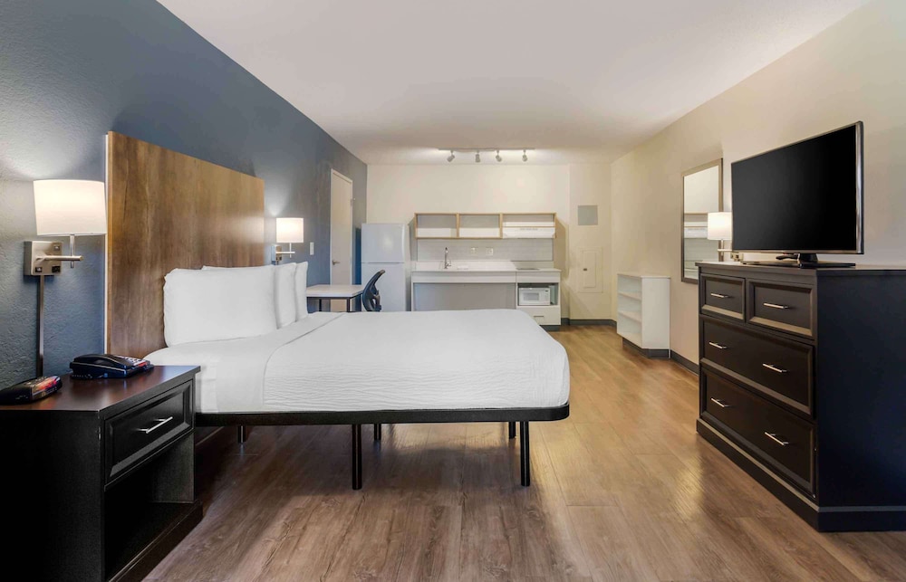 Extended Stay America Suites Miami Airport Doral 19/39
