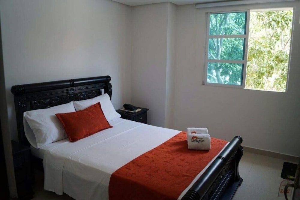 Hotel Nely Mar 15/32