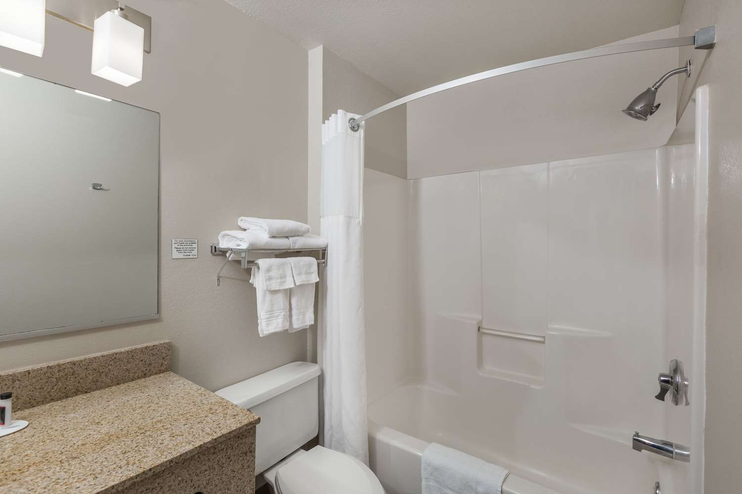 Ramada by Wyndham Platte City KCI Airport 14/15