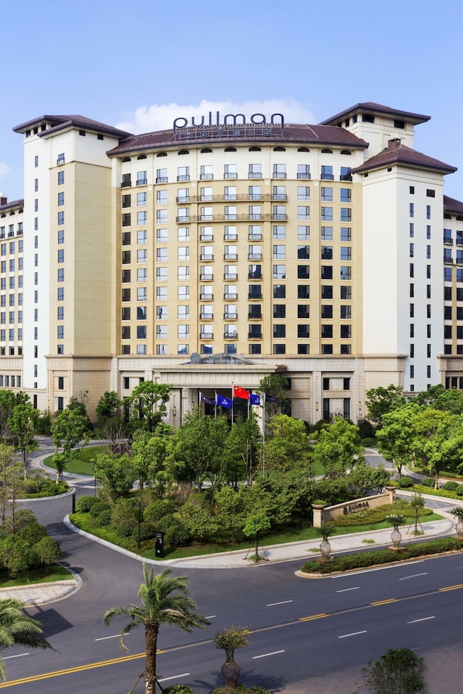 Pullman Nanchang Wanda 9/73