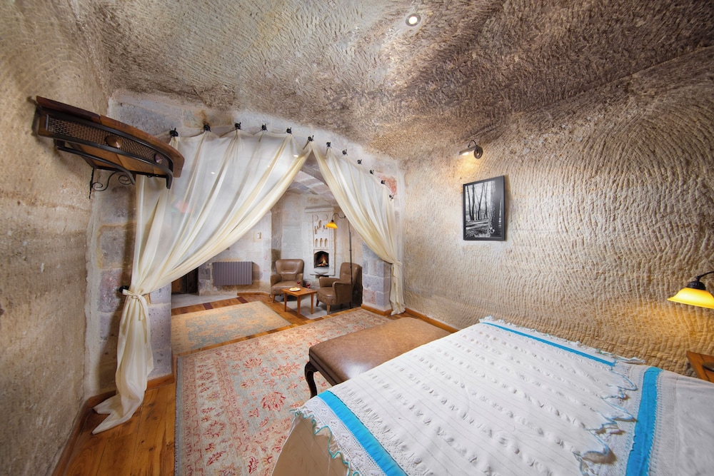 Terra Cave Hotel 28/50