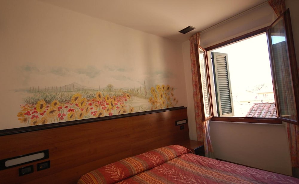 Leonardo Hotel 55/63