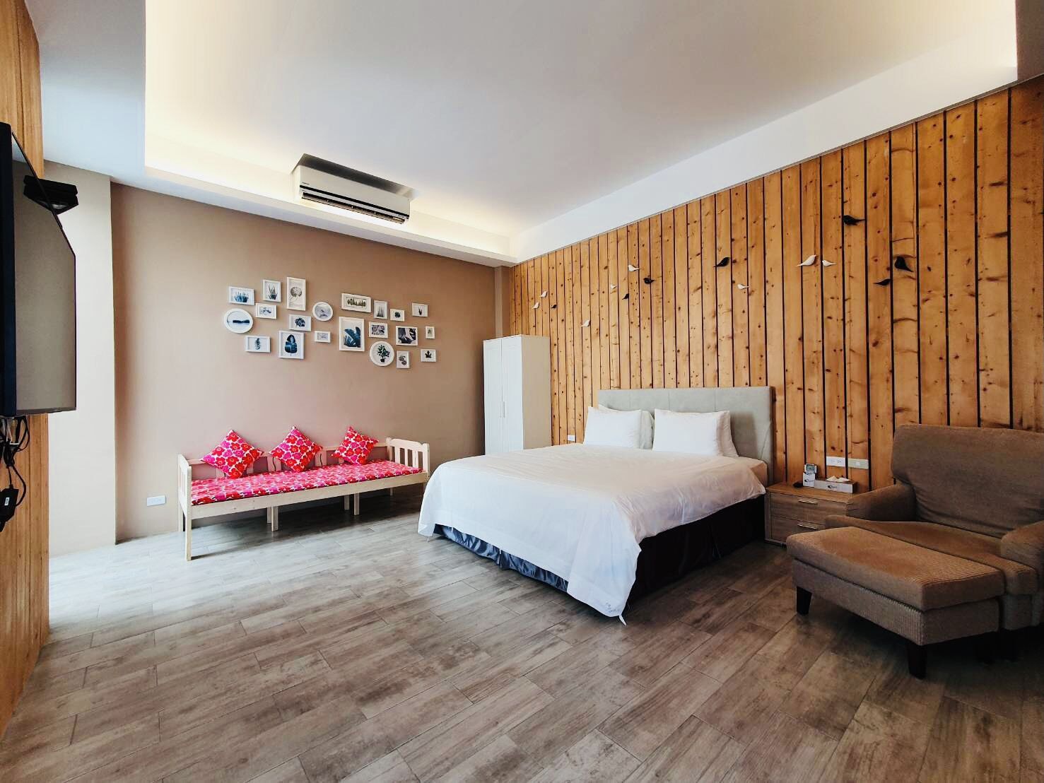 1 BEDROOM, DESIGN, HOUSE, PRIVATE POOL, COURTYARD AREA