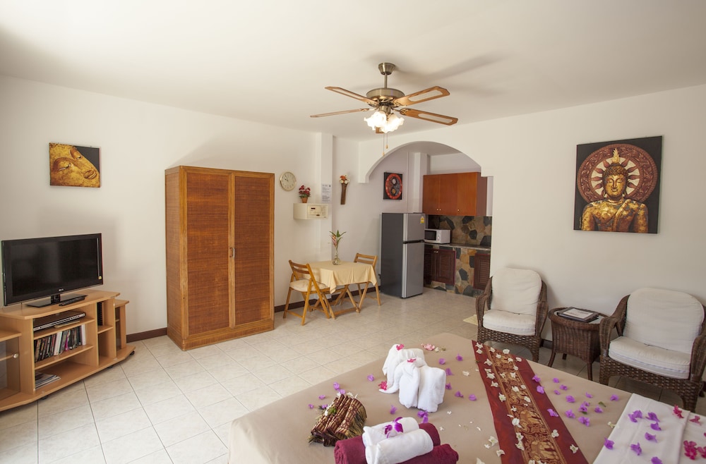 Ya Nui Resort 35/81