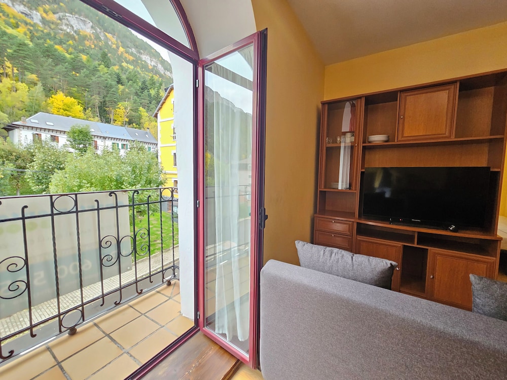 CANFRANC APARTAMENTOS 3000 27/50