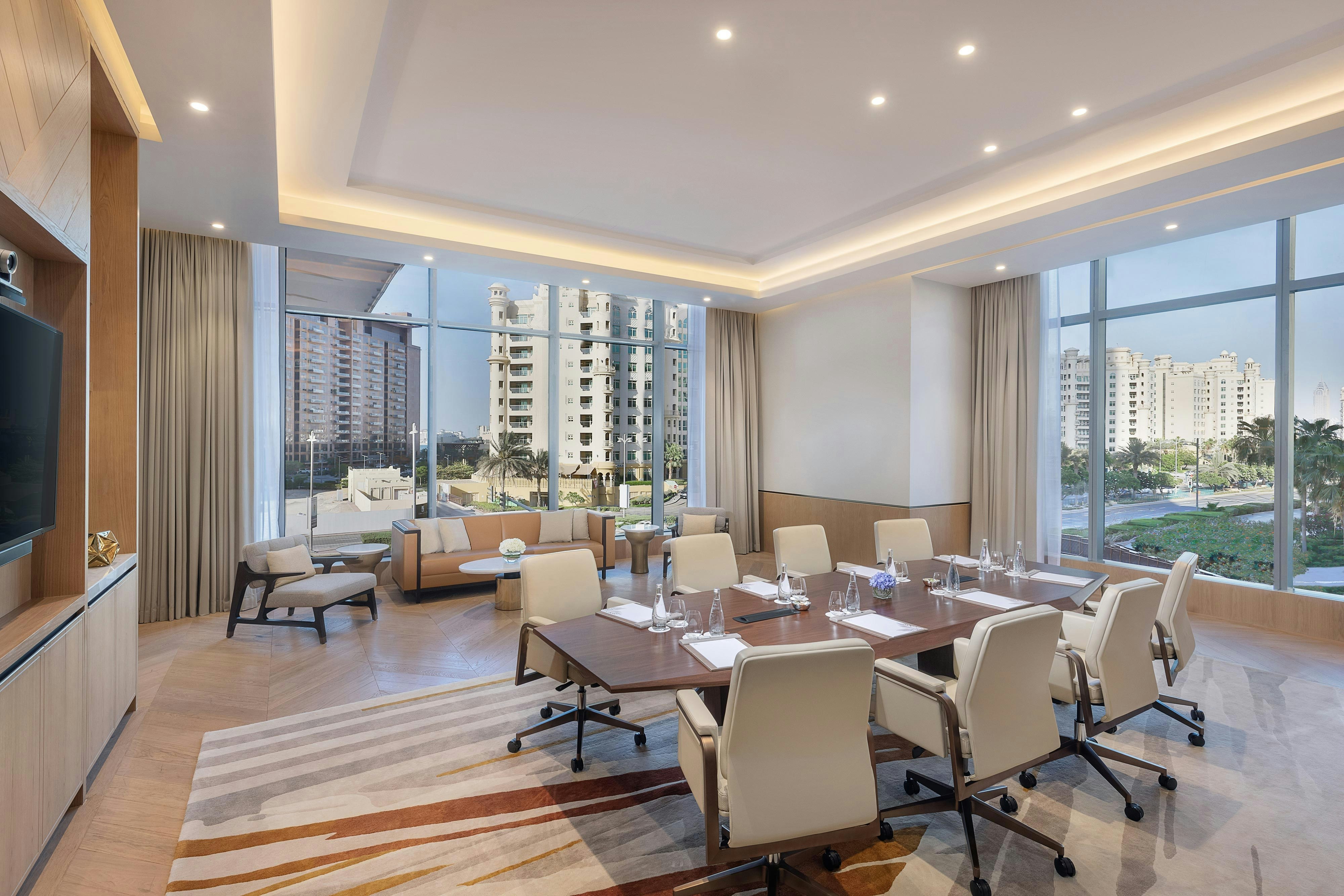 The St. Regis Dubai, The Palm 12/17