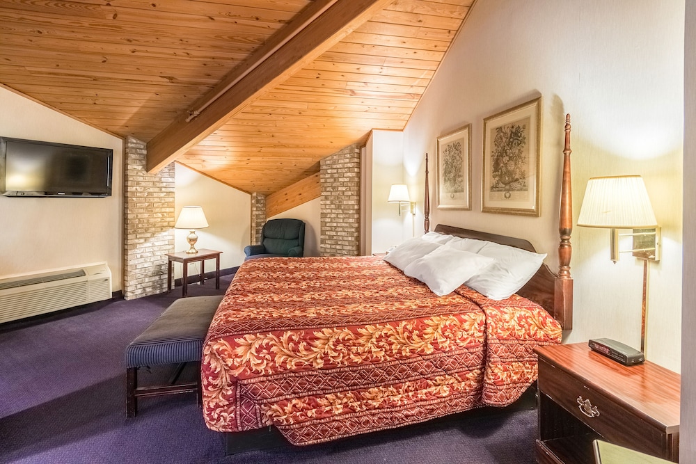 Quality Express Inn Suites Mineral Wells 17/49