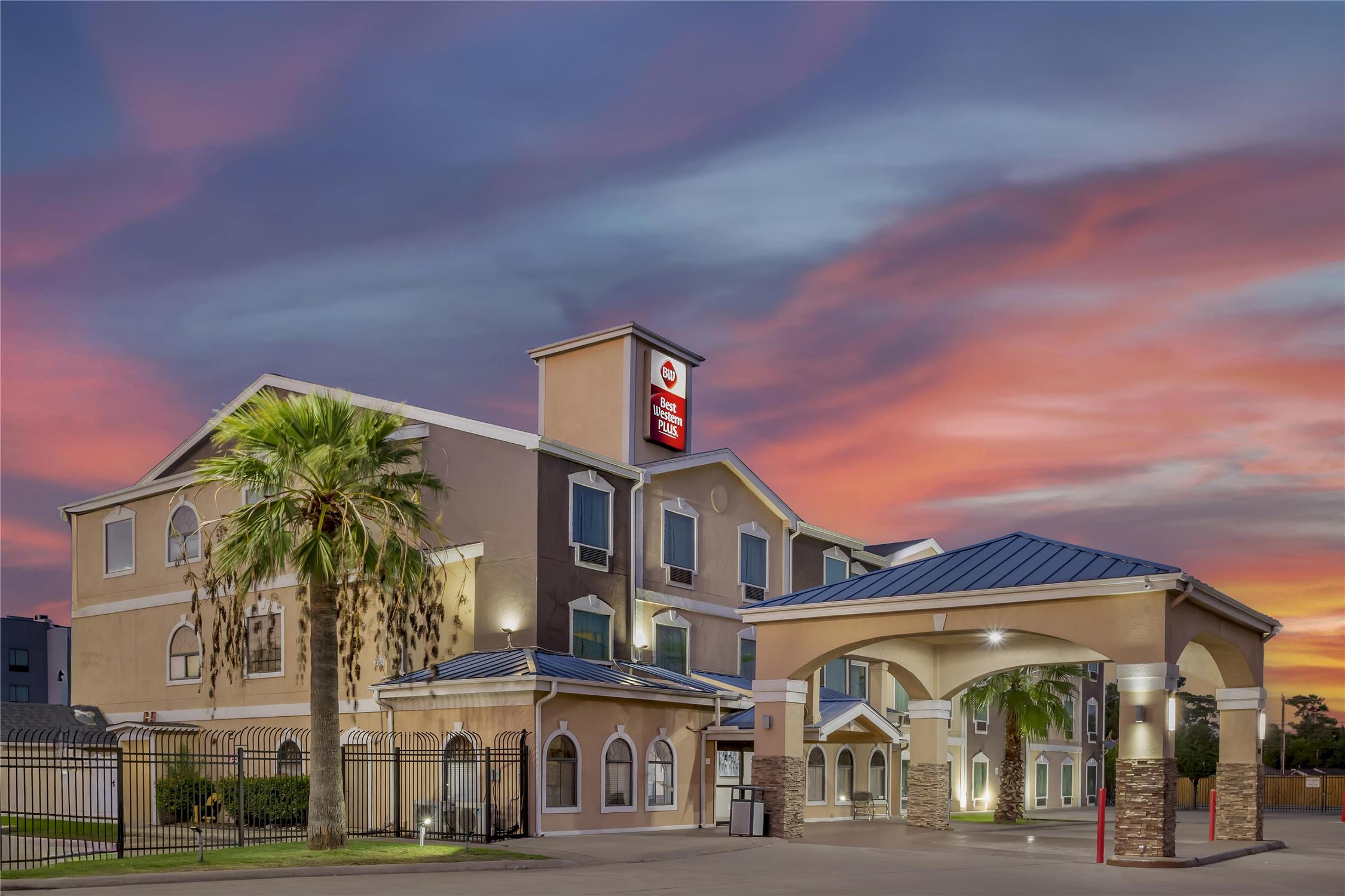 Best Western Plus Heritage Inn Houston 1/23
