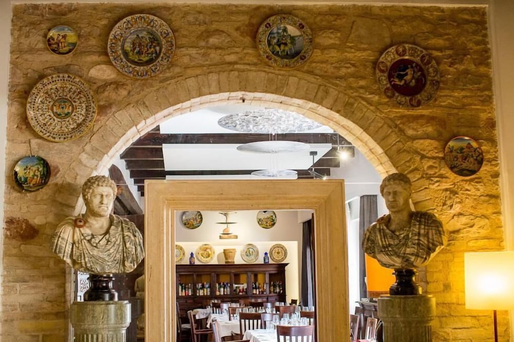 Ristorante La Bastiglia Hotel 6/50