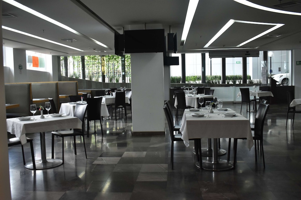 Ramada by Wyndham Mexico City Santa Fe 42/55