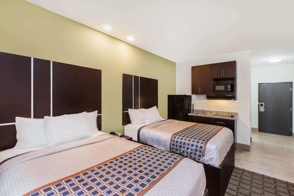 Red Roof Inn Baton Rouge 8/19
