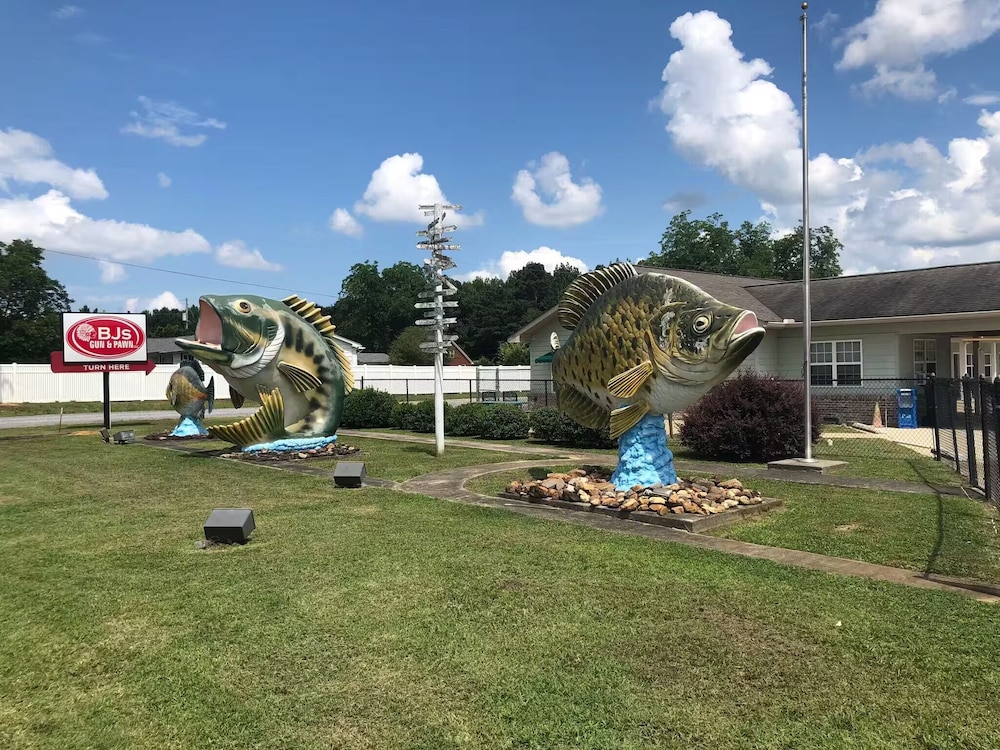 Weiss Lake Lodge 47/64