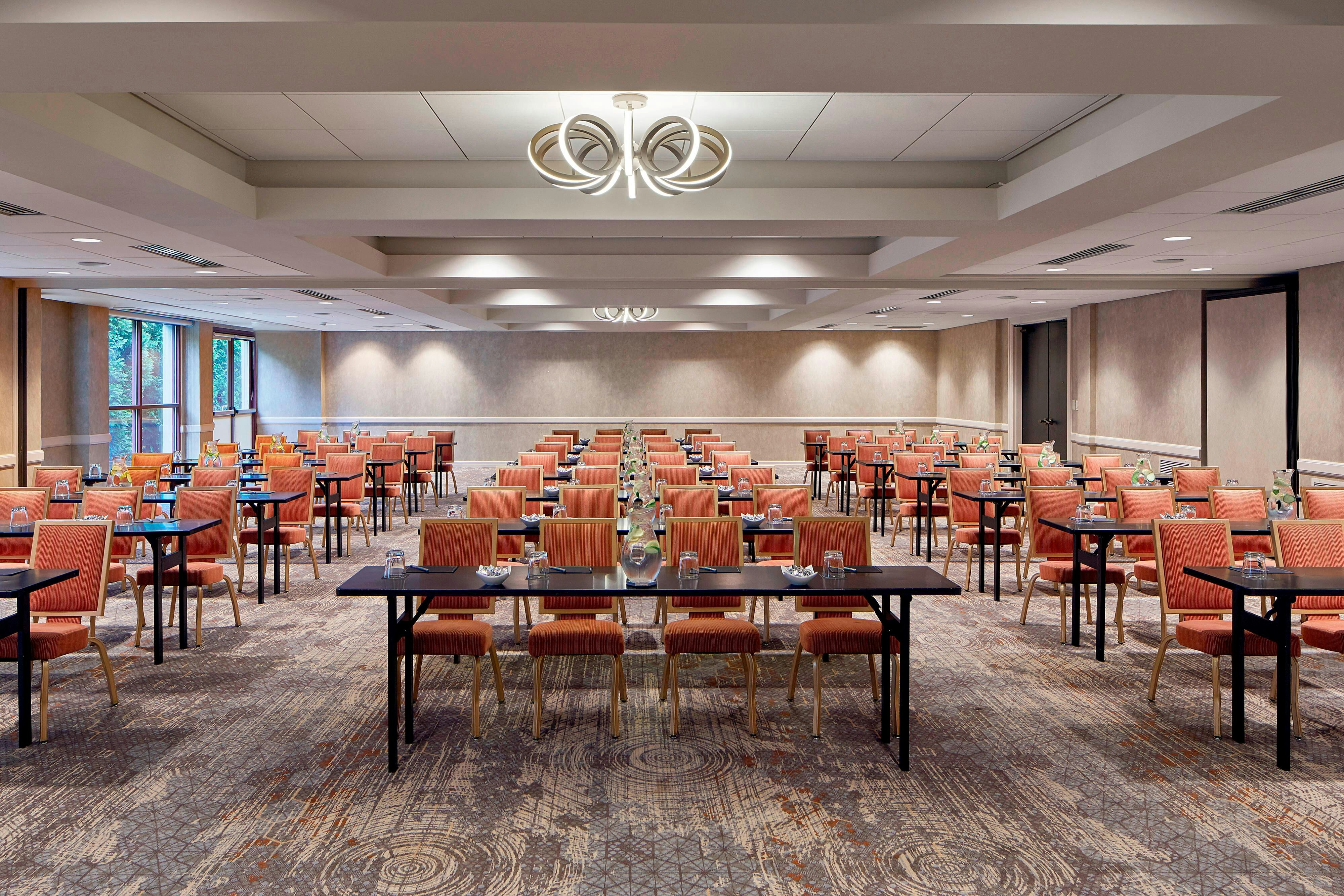 Renaissance Asheville Downtown Hotel 27/29