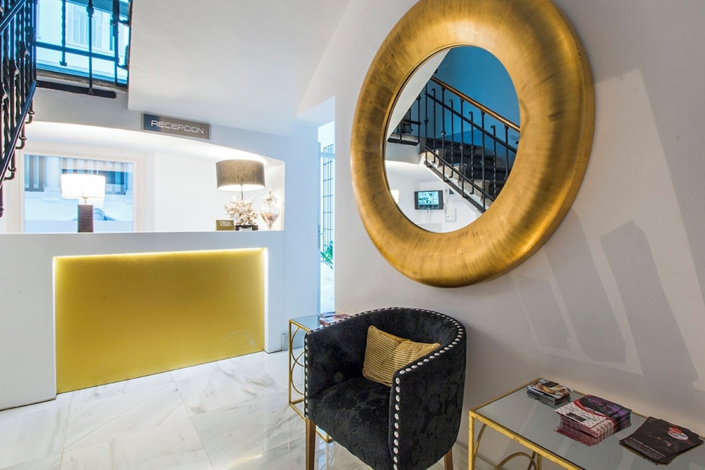 Oro del Darro Suites 4/48