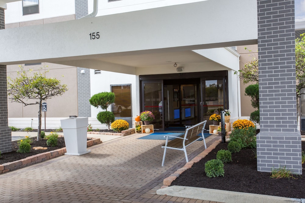 HOLIDAY INN EXPRESS WILMINGTON 1/48