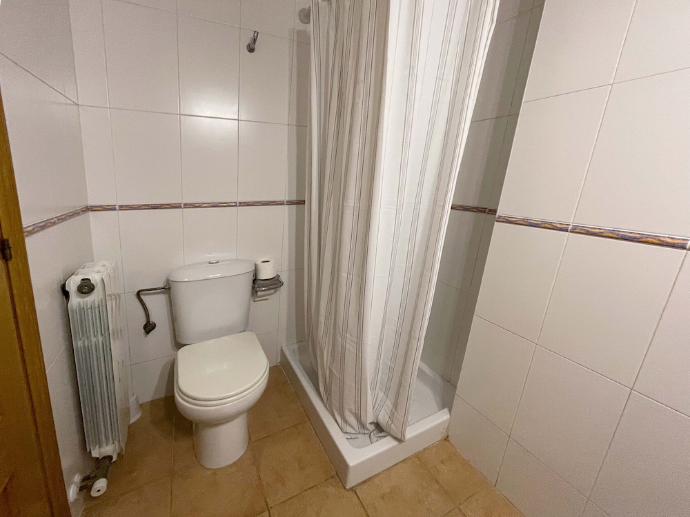 APARTAMENTOS EL PILAR 3000 28/34