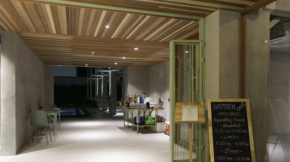 Samsen Street Hotel 30/44