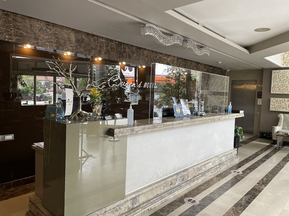 Queen S Hotel Skopje 7/49