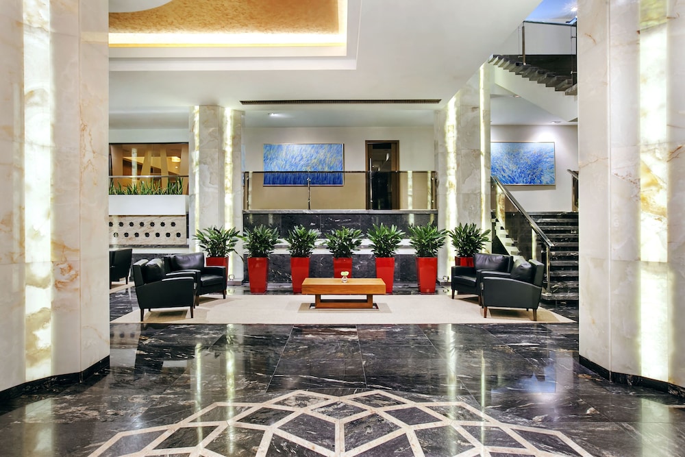 Movenpick Hotel Sarajevo 56/77