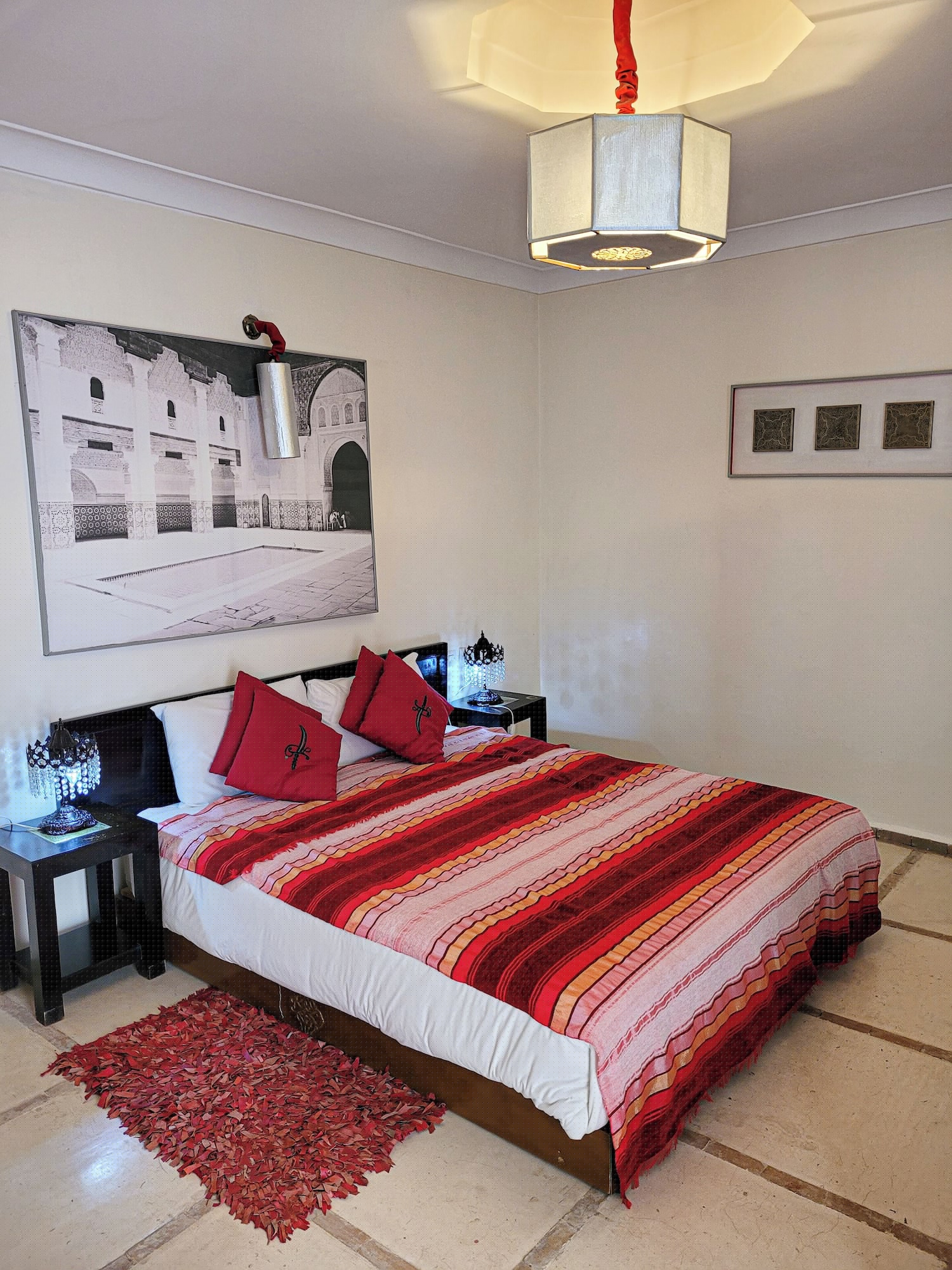 SUPERIOR, DOUBLE OR TWIN BED, COURTYARD VIEW