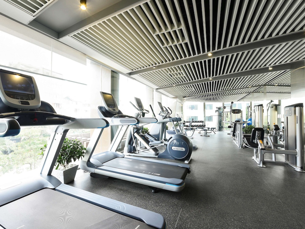 Novotel Suites Hanoi 35/70