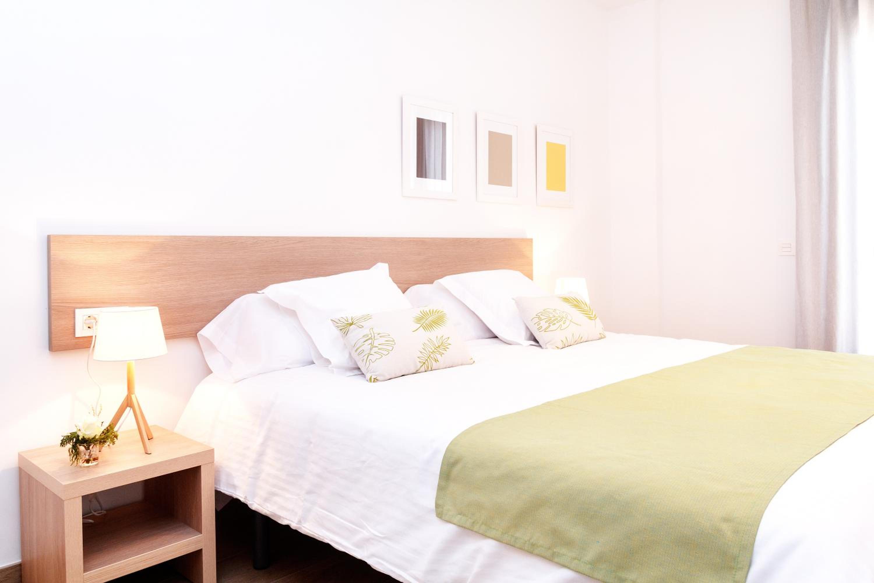 Feelathome Plaza Apartments 14/51