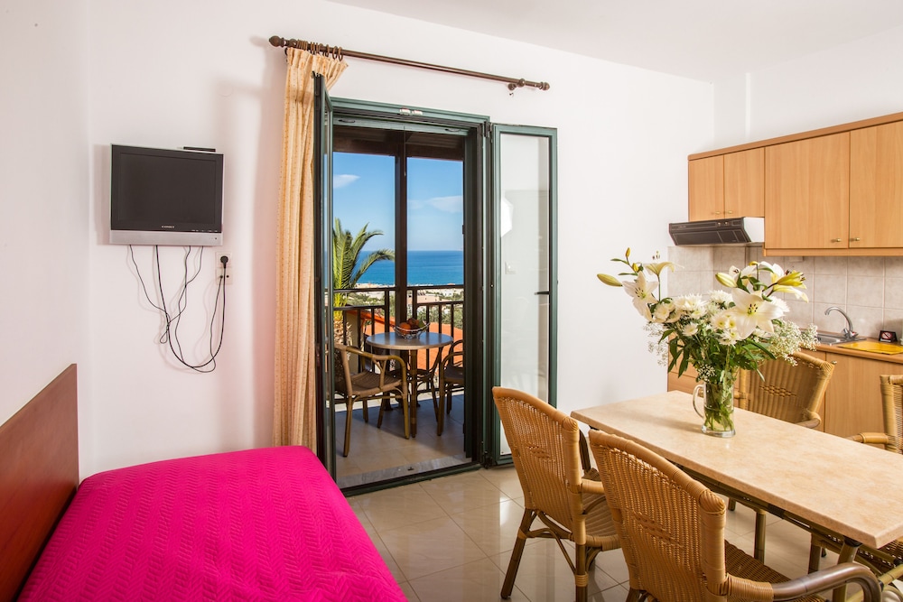 Mariamare Apts 21/36