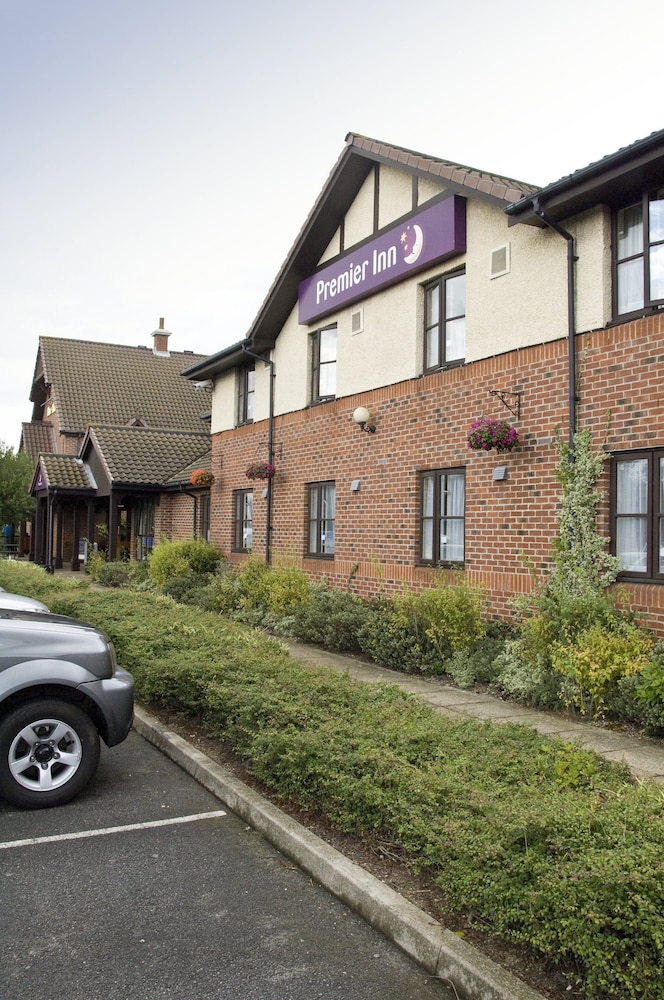 Premier Inn Grimsby 22/27