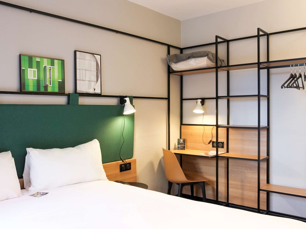 HOTEL IBIS Evry Courcouronnes 15/48