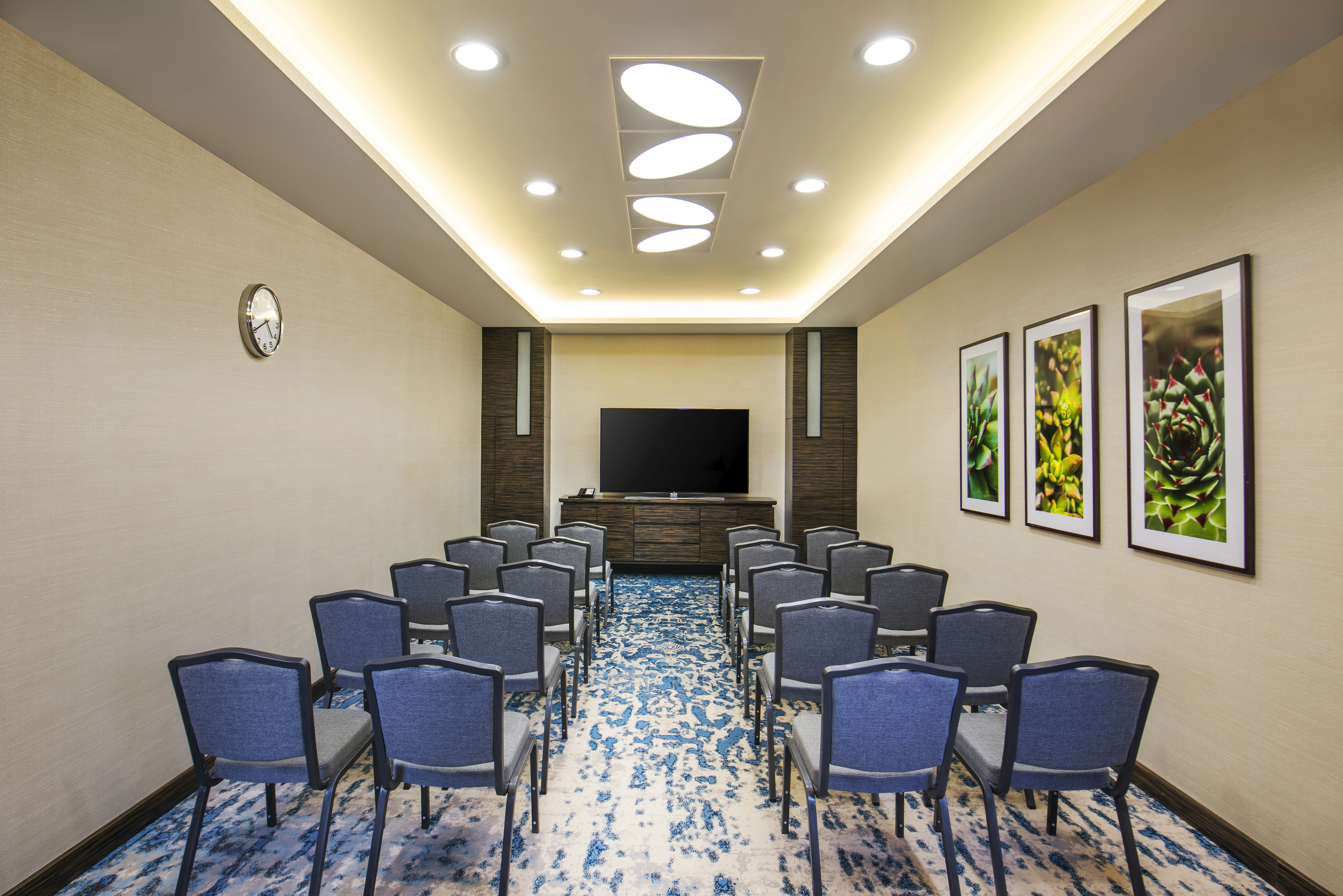 Hilton Garden Inn Ras Al Khaimah 70/77