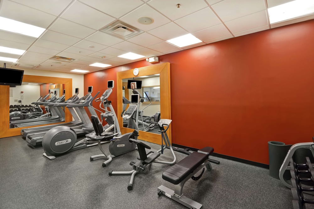 Hilton Garden Inn Riverhead 41/57