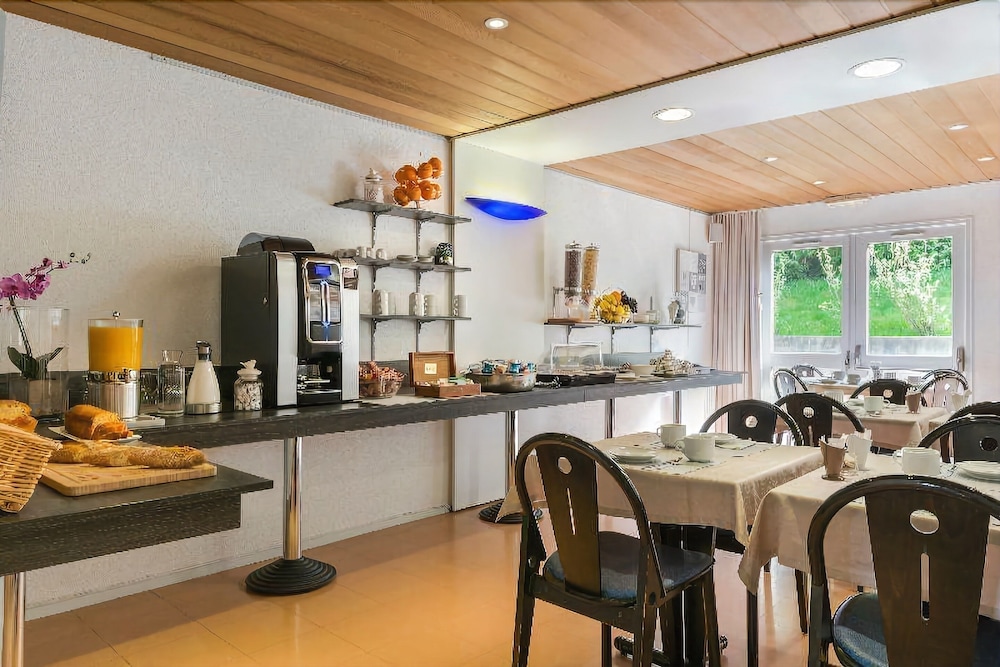 greet Hotel Montbeliard 44/61