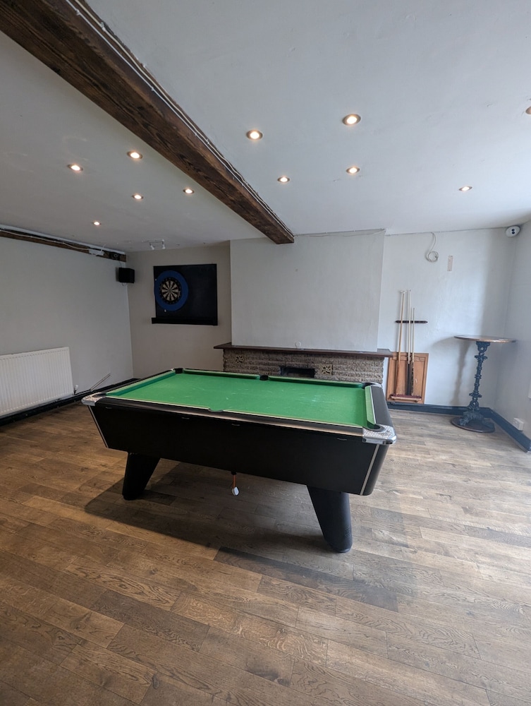 The Bell Hotel 38/48