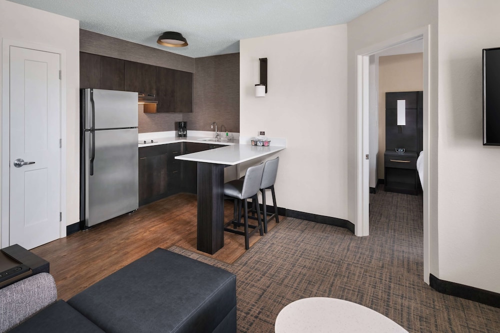 Sonesta ES Suites Parsippany Morris Plains 41/54